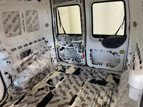 Used 2012 Ford Transit Connect XLT image 19