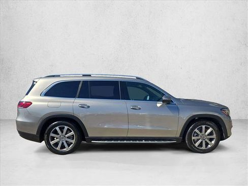 Used 2023 Mercedes-Benz GLS 450 4MATIC image 4