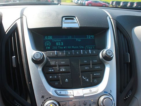 Used 2010 Chevrolet Equinox LT AWD/4WD image 16