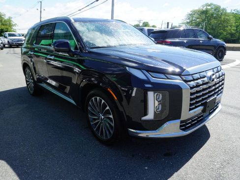 Used 2024 Hyundai Palisade Calligraphy AWD/4WD image 4