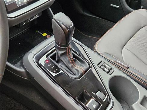 Used 2024 Subaru Crosstrek 2.5i Limited w/ Crosstrek Mirror Package AWD/4WD image 12