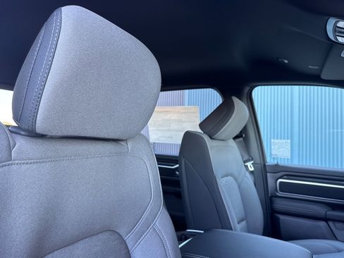 New 2026 RAM 1500 4x4 Crew Cab image 15