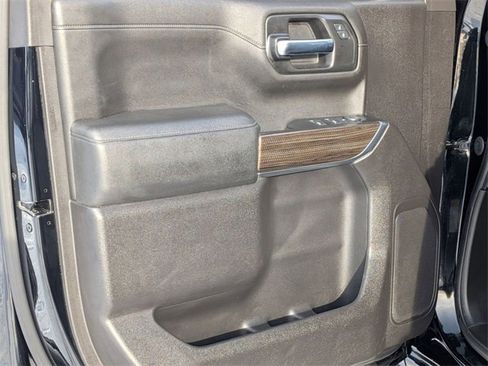 Used 2021 Chevrolet Silverado 1500 LT w/ Bed Protection Package image 12