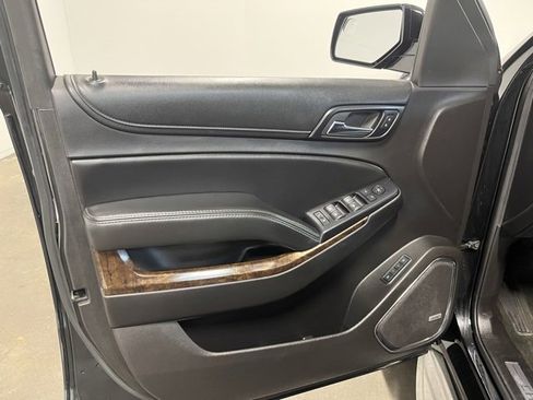 Used 2015 Chevrolet Tahoe LT image 25