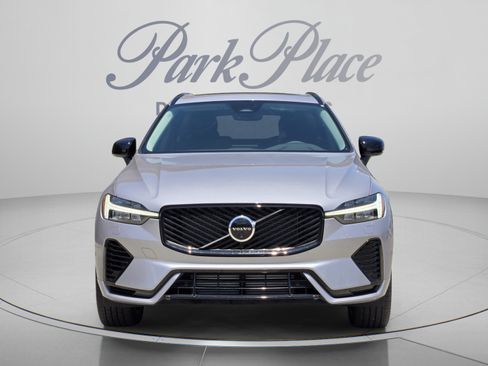 Certified 2026 Volvo XC60 T8 Plus w/ Protection Package Premier AWD/4WD image 9