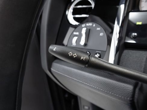 Used 2011 Rolls-Royce Ghost image 14