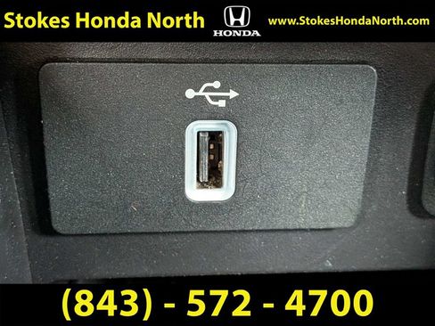 Used 2017 Ford Explorer Limited w/ Equipment Group 301A FWD image 25