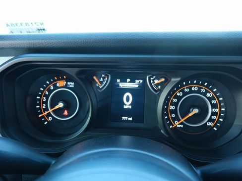 Used 2026 Jeep Wrangler Unlimited Sport AWD/4WD image 6