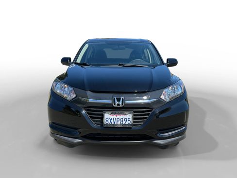 Used 2018 Honda HR-V LX image 8