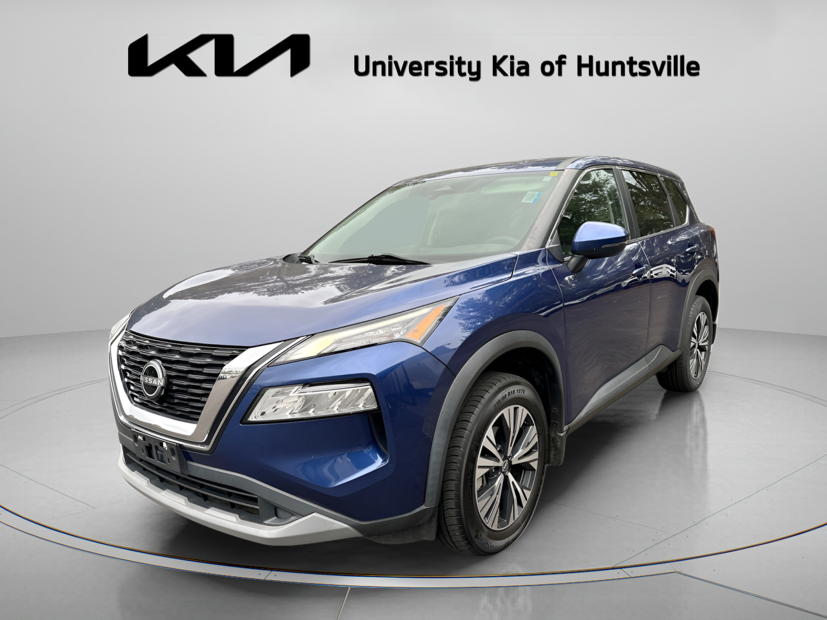 Used 2022 Nissan Rogue SV FWD image 4