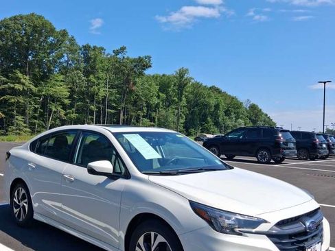 Certified 2024 Subaru Legacy Premium AWD/4WD image 1