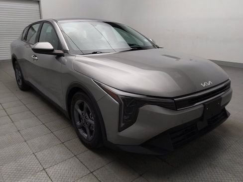 Used 2025 Kia K4 FWD image 13