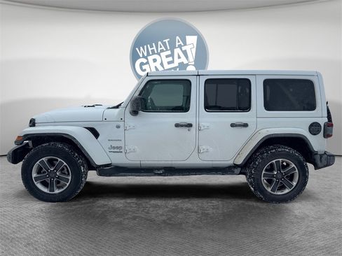 Certified 2018 Jeep Wrangler Unlimited Sahara image 15