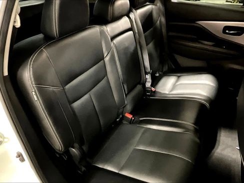 Used 2021 Nissan Murano SL w/ SL Moonroof Package image 15