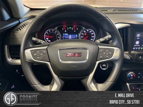 Used 2022 GMC Terrain SLE w/ Driver Convenience Package image 14