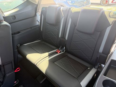 New 2026 Volkswagen Atlas Peak Edition AWD/4WD image 26