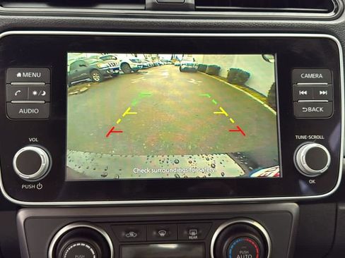 Certified 2022 Nissan Leaf S image 20