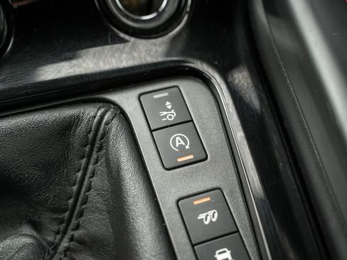Used 2016 Jaguar F-TYPE S RWD image 33