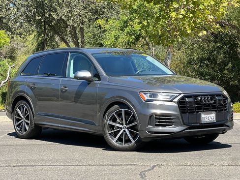 Used 2021 Audi Q7 3.0T Premium Plus w/ Executive Package AWD/4WD image 2