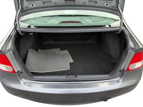 Used 2011 Honda Civic LX image 17