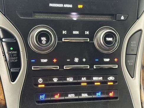 Used 2016 Lincoln MKX Reserve w/ Technology Package AWD/4WD image 19