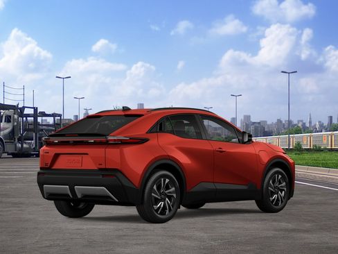 New 2026 Toyota C-HR AWD/4WD image 32