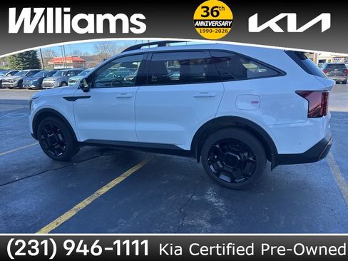 Used 2025 Kia Sorento SX Prestige w/ Olive Brown Leather Package AWD/4WD image 14