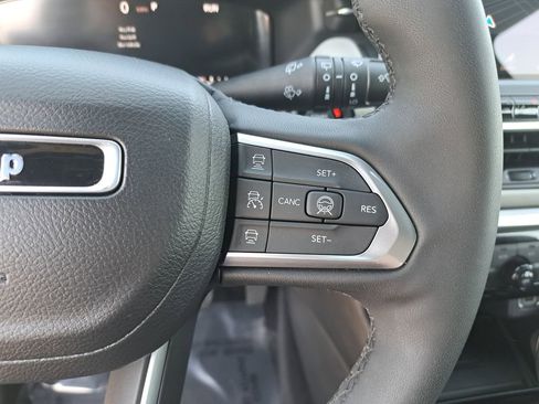 Certified 2023 Jeep Compass Limited w/ Elite Group AWD/4WD image 19