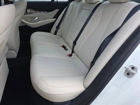 Used 2023 Mercedes-Benz E 350 Sedan image 13