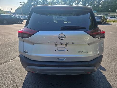 Used 2023 Nissan Rogue SV AWD/4WD image 4