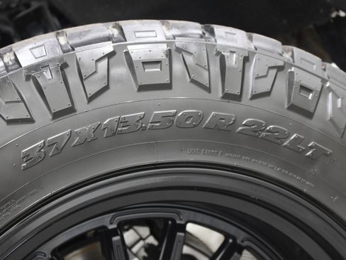 Used 2024 Chevrolet Silverado 2500 High Country w/ Technology Package AWD/4WD image 42