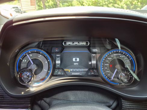 Used 2021 RAM 1500 Limited w/ Night Edition AWD/4WD image 32