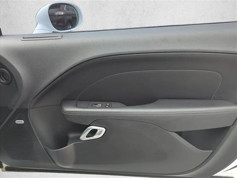 Used 2018 Dodge Challenger SXT Plus image 22
