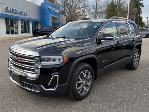 Used 2021 GMC Acadia SLE w/ Driver Convenience Package FWD image 4
