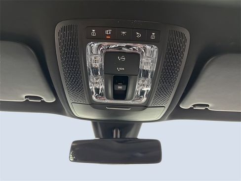 Used 2020 Mercedes-Benz GLB 250 GLB 250 image 26