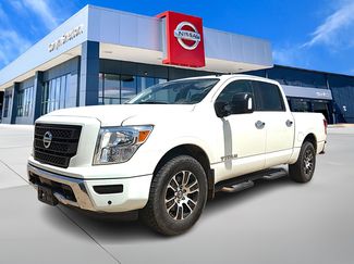 Used 2021 Nissan Titan SV w/ SV Convenience Package AWD/4WD video 1