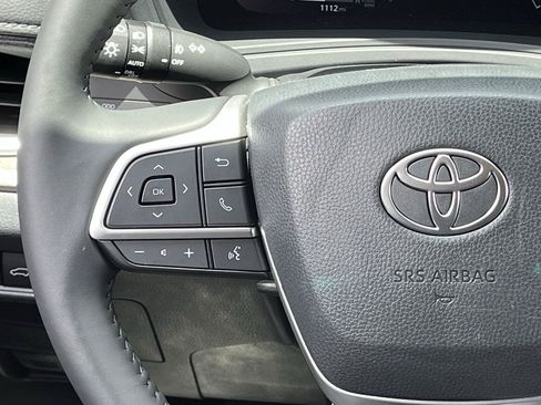 Used 2026 Toyota Grand Highlander FWD image 12
