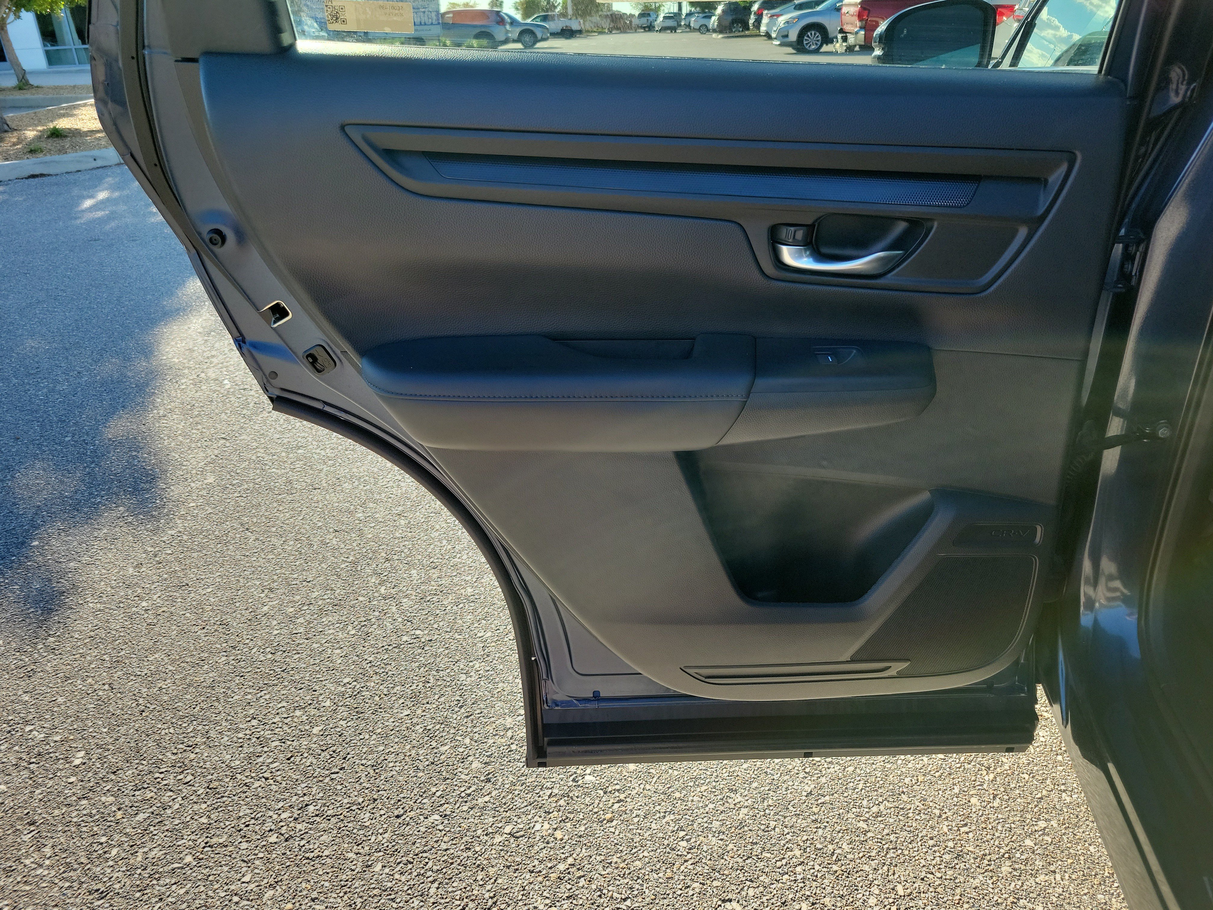 Used 2025 Honda CR-V EX image 13