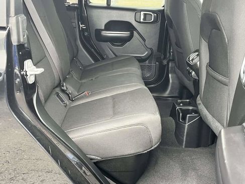 Used 2020 Jeep Gladiator Sport w/ Quick Order Package 24S image 21