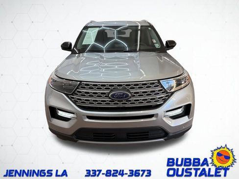 Used 2023 Ford Explorer Limited w/ Limited Technology Package image 10