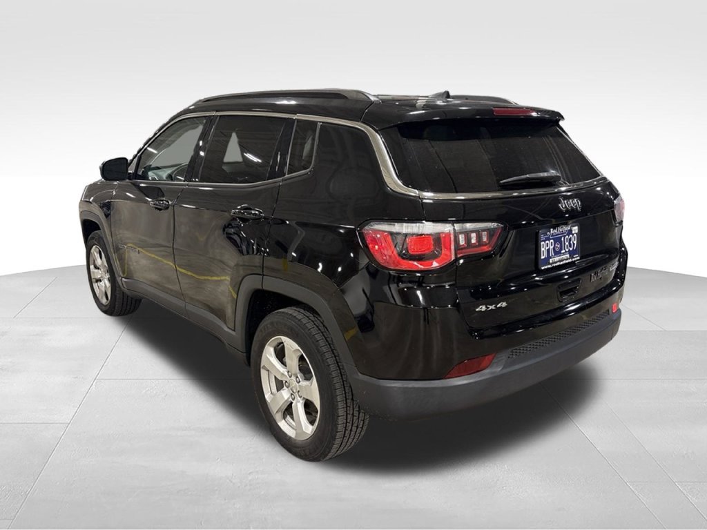 Used 2018 Jeep Compass Latitude w/ Popular Equipment Group AWD/4WD image 10