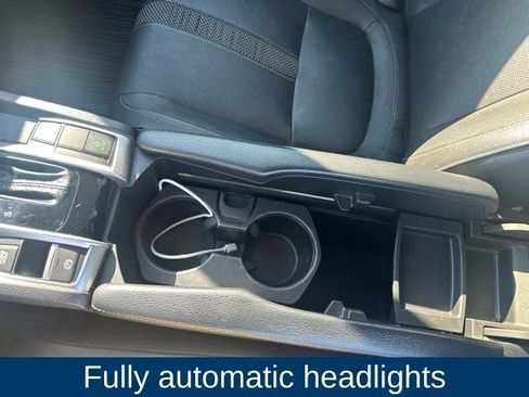 Used 2019 Honda Civic Touring image 15