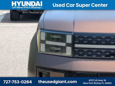 Used 2025 Hyundai Santa Fe Calligraphy FWD image 9