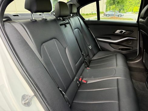 Used 2021 BMW 330i xDrive Sedan w/ Premium Package AWD/4WD image 41