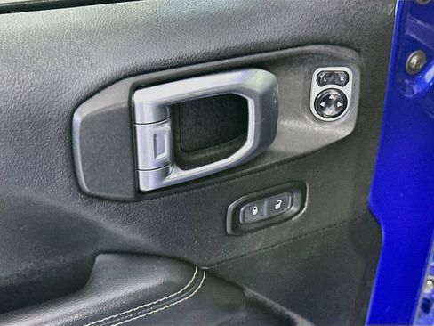 Used 2020 Jeep Wrangler Unlimited Sahara AWD/4WD image 24