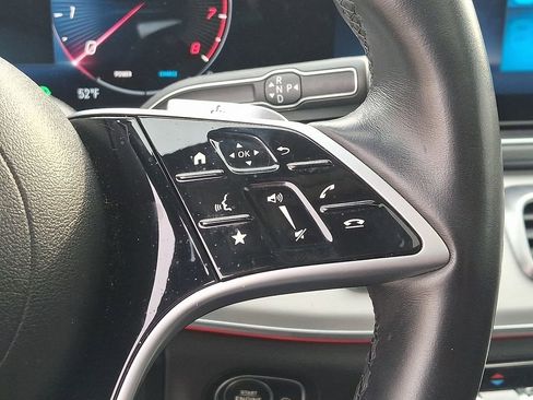 Used 2024 Mercedes-Benz GLE 350 4MATIC image 23