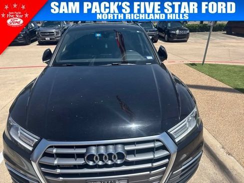 Used 2020 Audi Q5 2.0T Premium w/ Convenience Package AWD/4WD image 2