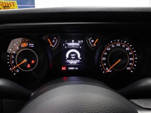 Used 2024 Jeep Wrangler Sport AWD/4WD image 23