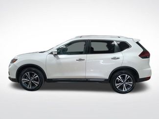 Used 2018 Nissan Rogue SL video 2