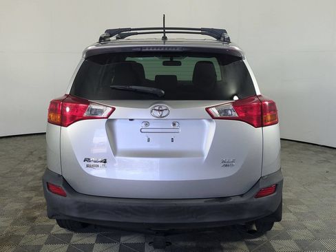 Used 2013 Toyota RAV4 XLE AWD/4WD image 6